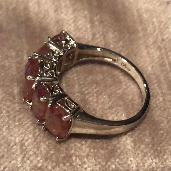 Genuine African Strawberry Quartz Ring NWOTS